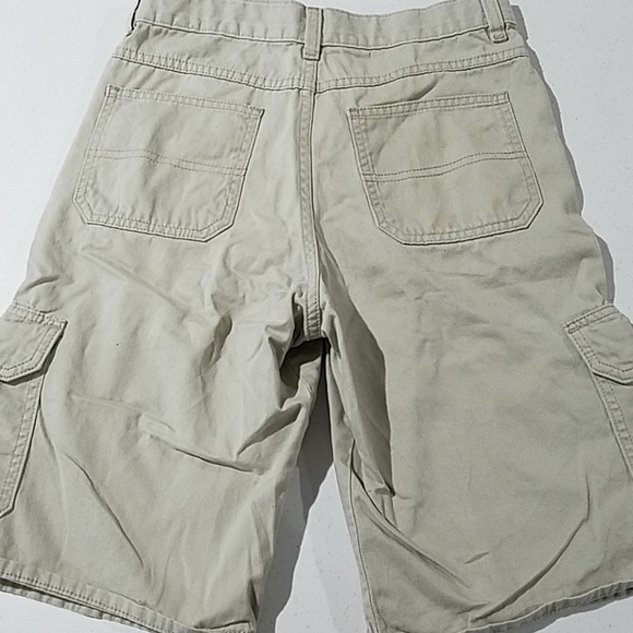Boys khaki 14 regular Wrangler shorts - Picture 3 of 3